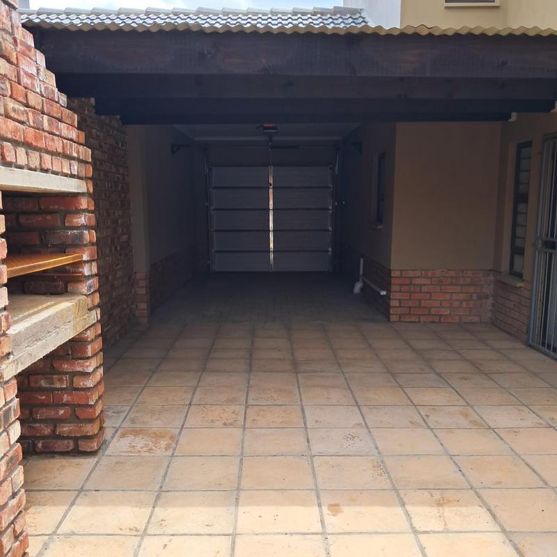 3 Bedroom Property for Sale in Waterval East North West
